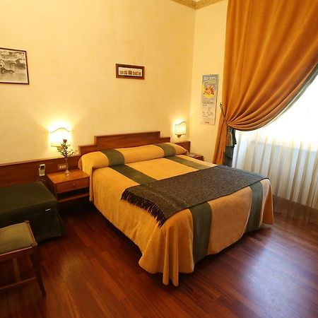 Al Colonnato Di San Pietro Bed & Breakfast Roma Exterior foto
